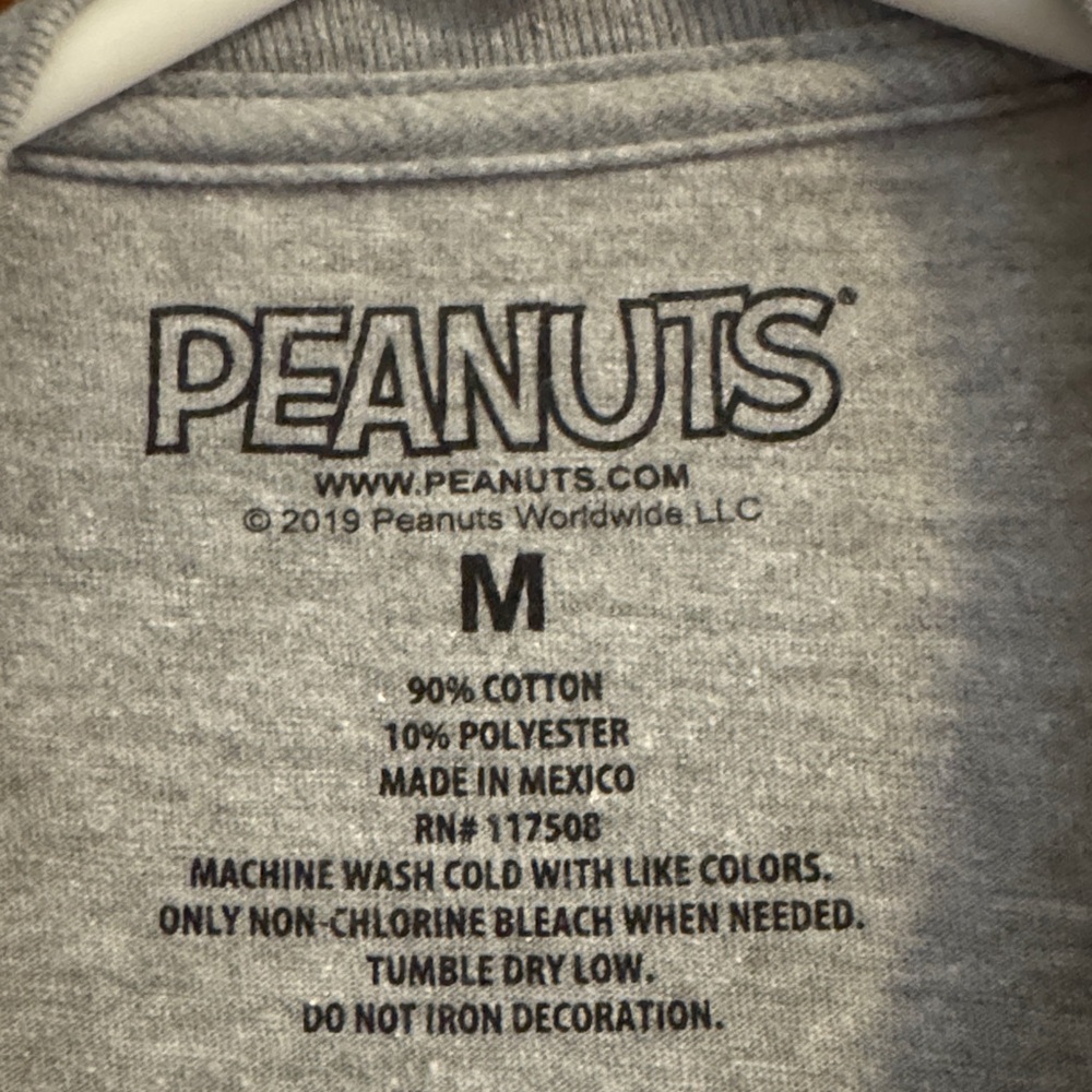 Gray Snoopy T-Shirt - Picture 2 of 3